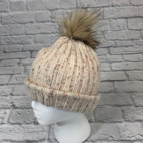Betsey Johnson tan knit hat Pompom top Stretchy Faux Fur - Picture 4 of 11